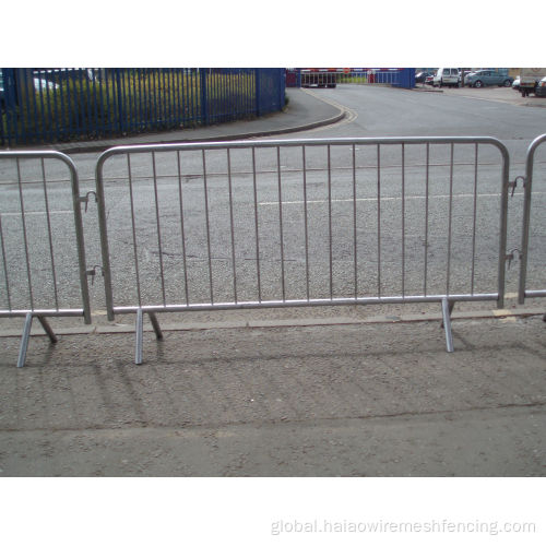 Construction Fencing traffic safety temporary crowd control barrier for sale Supplier